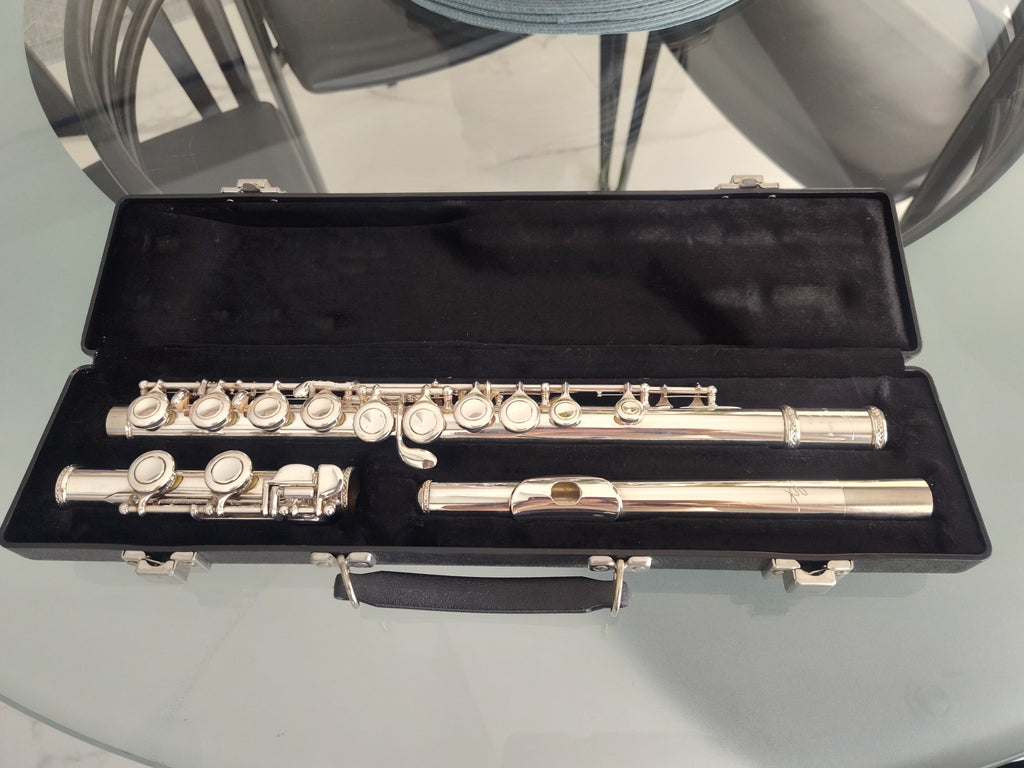 Trevor James 10XE Flute Closed Hole, Offset G, C foot VIDEO DEMO
