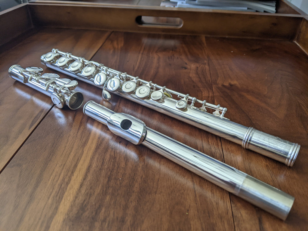 Gemeinhardt 22SP OVERHAULED FLUTE OFFSET G, C FOOT VIDEO DEMO
